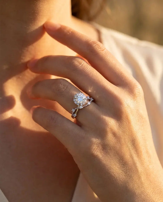 0.8ct Round Halo Moissanite Ring - Vintage Twisted Band in Sterling Silver - IfShe IE